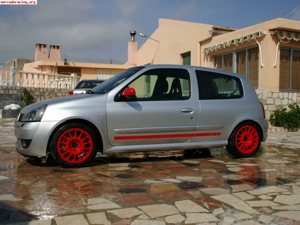 Clio rs182cv -diciembre 2005- 