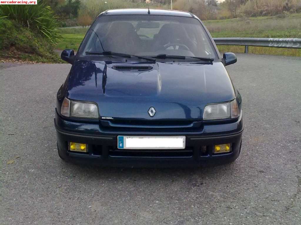 Se vende o cambio renault clio 16v