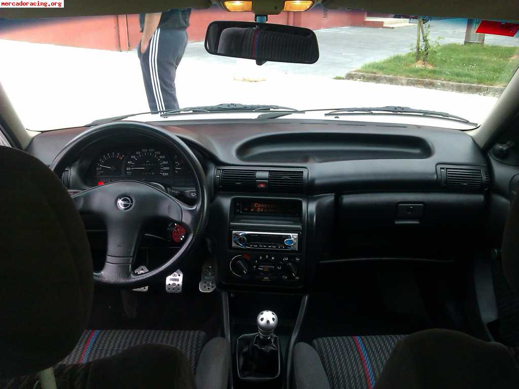 Opel astra gsi 8v.2900*
