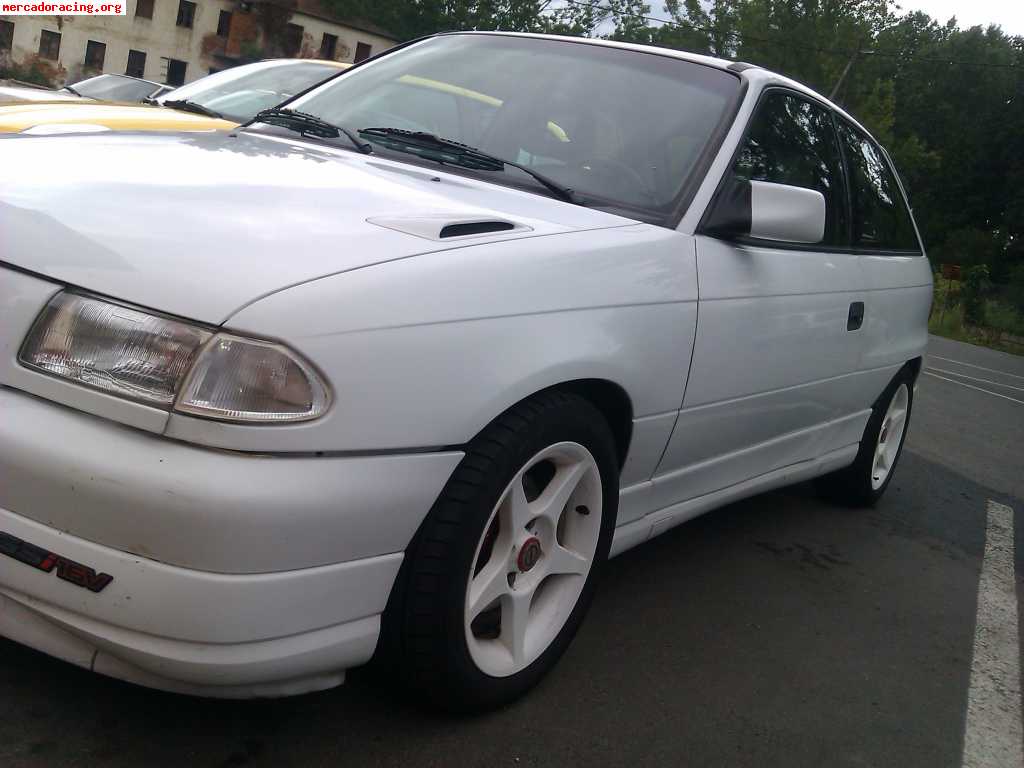 Opel astra gsi 8v.2900*