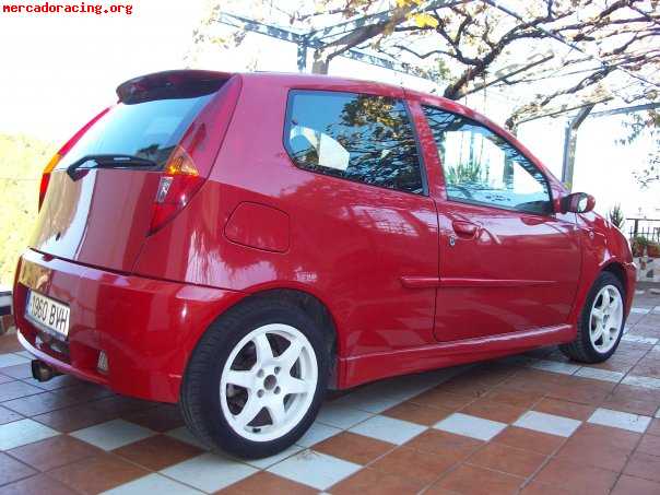 Se vende fiat punto hgt barcelona 2500 €