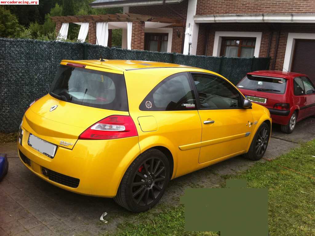 Vendo renault megane  f1 team r26