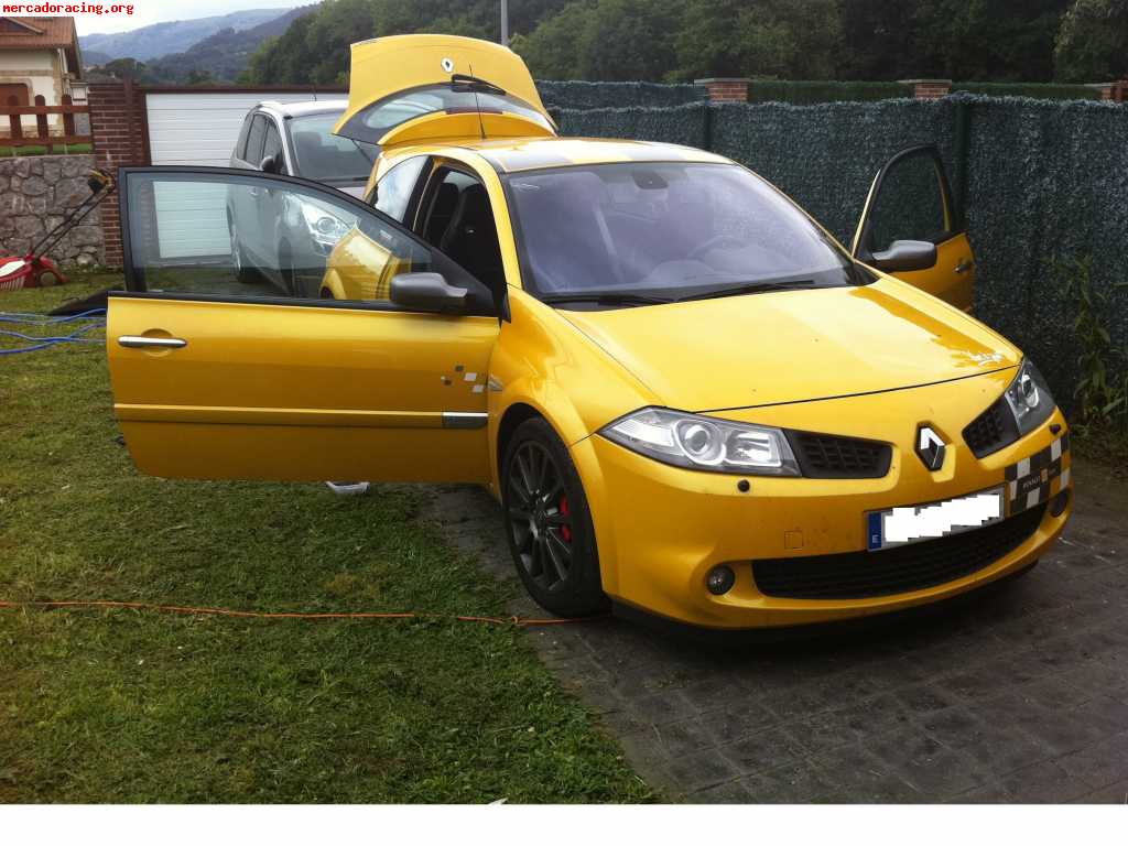 Vendo renault megane f1 team r26 