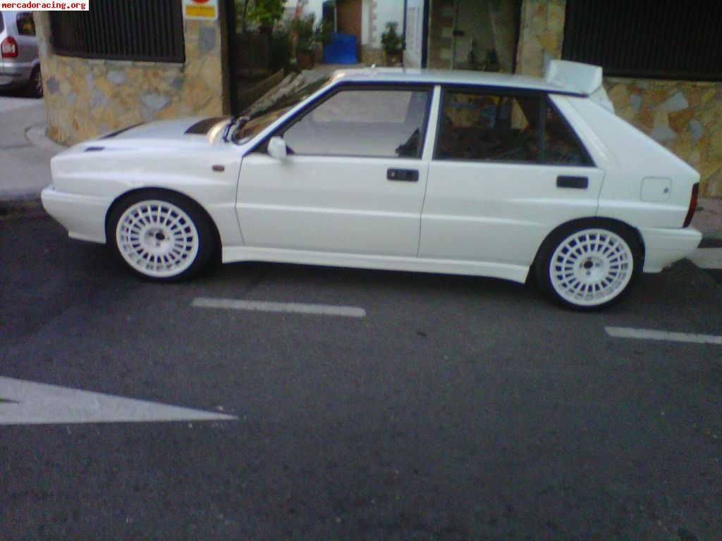 Lancia delta integrale 16v