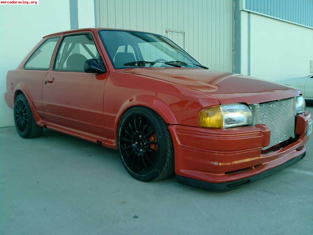 Se vende o se cambia ford escort rs turbo recien restaurado