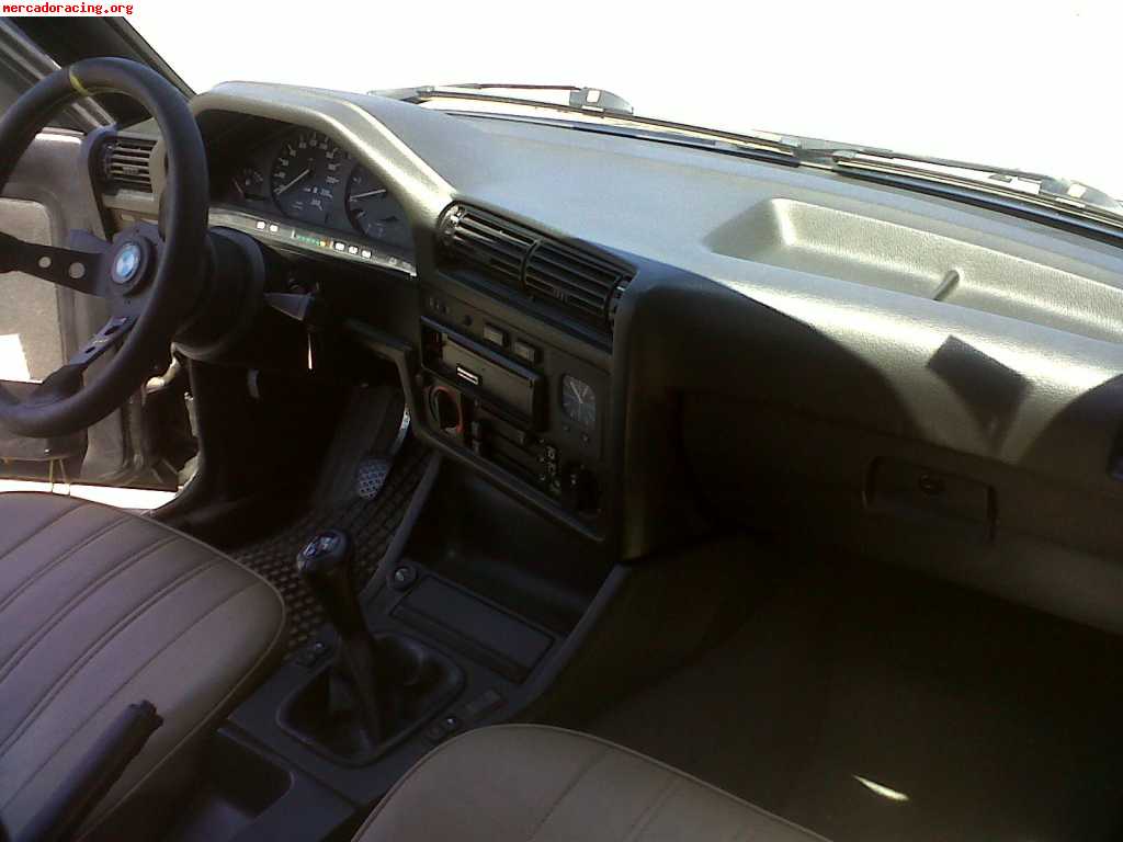 Vendo 325i e30 (cambio)