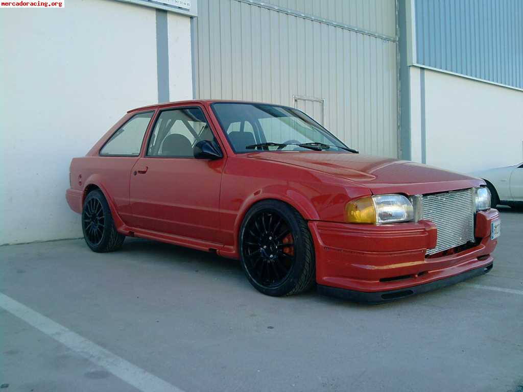 Se vende o se cambia ford escort rs turbo recien restaurado