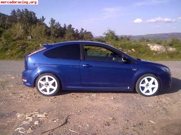 Se vende ford focus st 225 !!!!!!!!!impecable!!!!!!!!!!