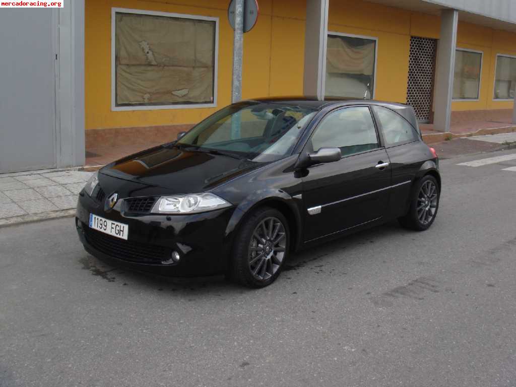 Se vende o se cambia megane sport