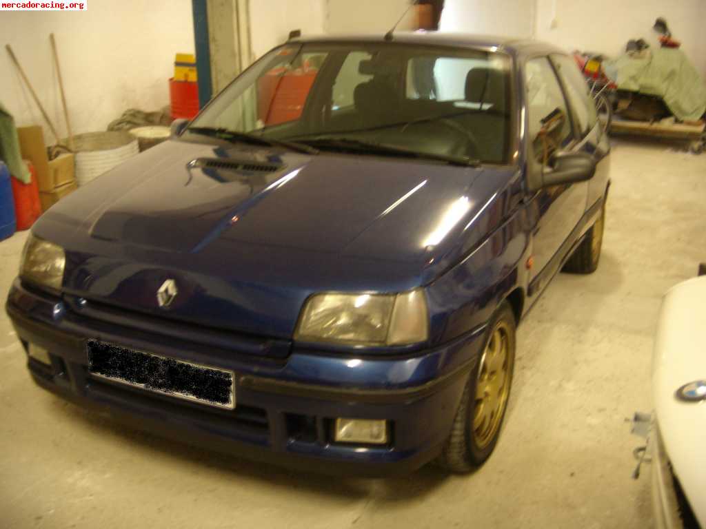 Clio williams