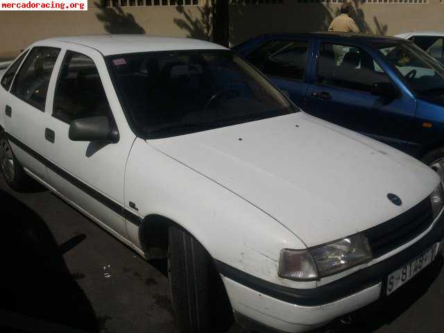 Vendo opel vectra 2.0i gl