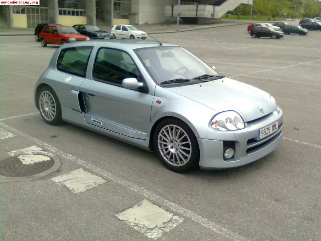 Renault clio v6