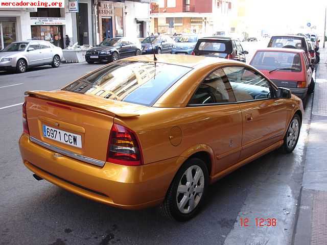 Se vende o se cambia por furgoneta tipo trfic opel astra ber