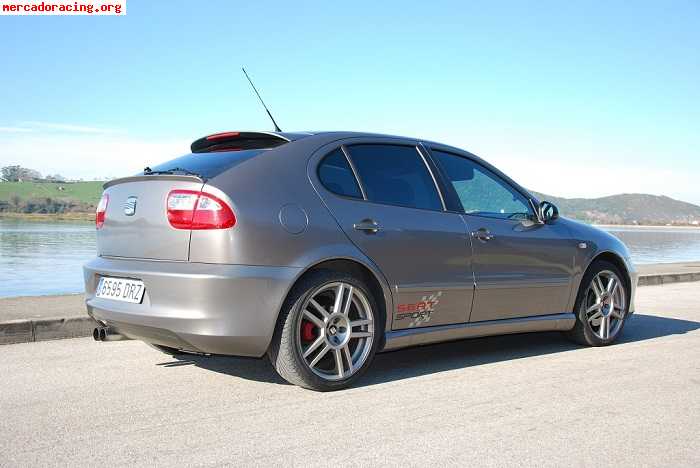 Seat leon fr tdi special edition  (10000 €) o se cambia por 