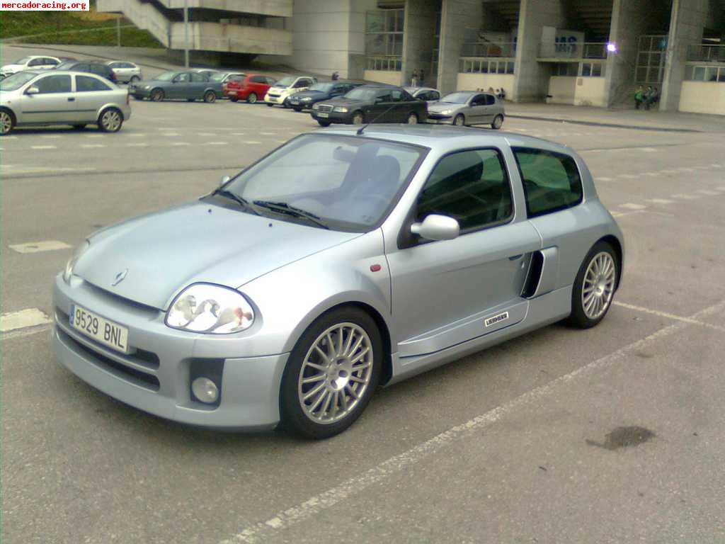 Renault clio v6