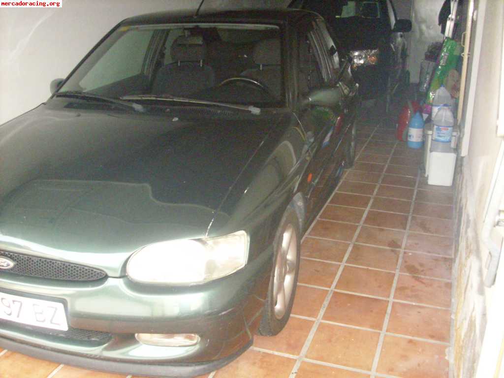 Se vende ford escort xri 1.8 zetec 115cv