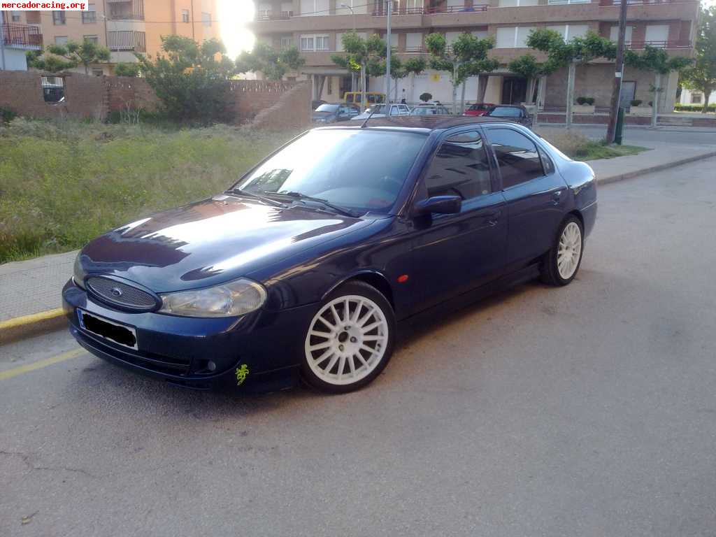 Ford mondeo rs 2.5 v6 170cv      3500€