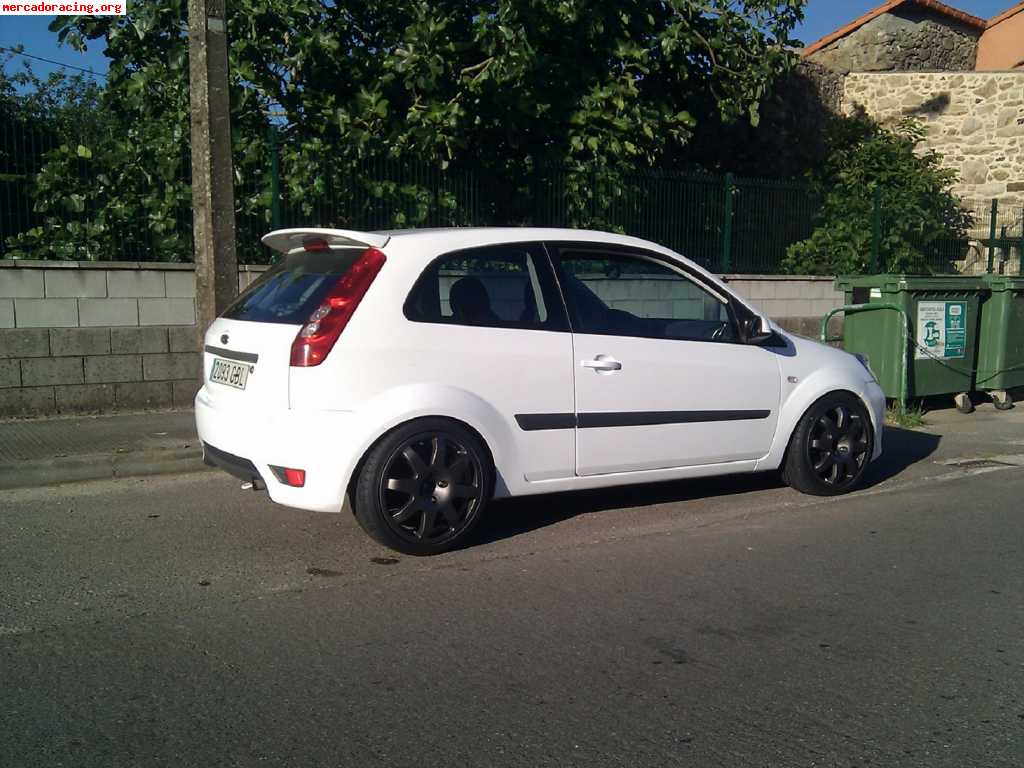 Se vende ford fiesta s