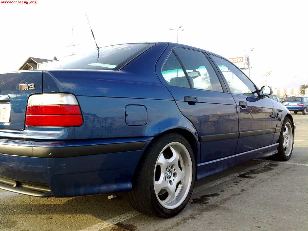 Vendo bmw m3 e36 (4p) con averia en motor