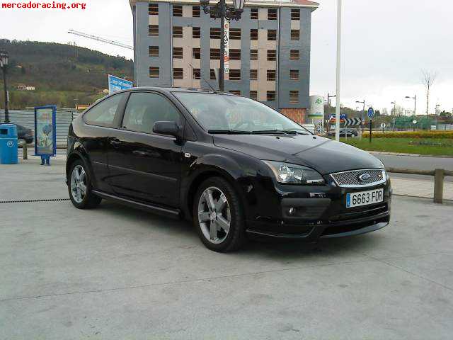 Ford focus 1.8 tdci 115cv sport 3p