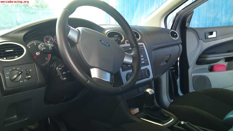Ford focus 1.8 tdci 115cv sport 3p