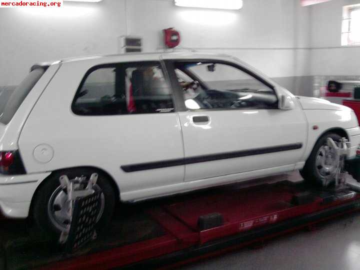 Renault clio 1.4 s