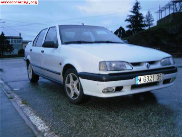Renault 19