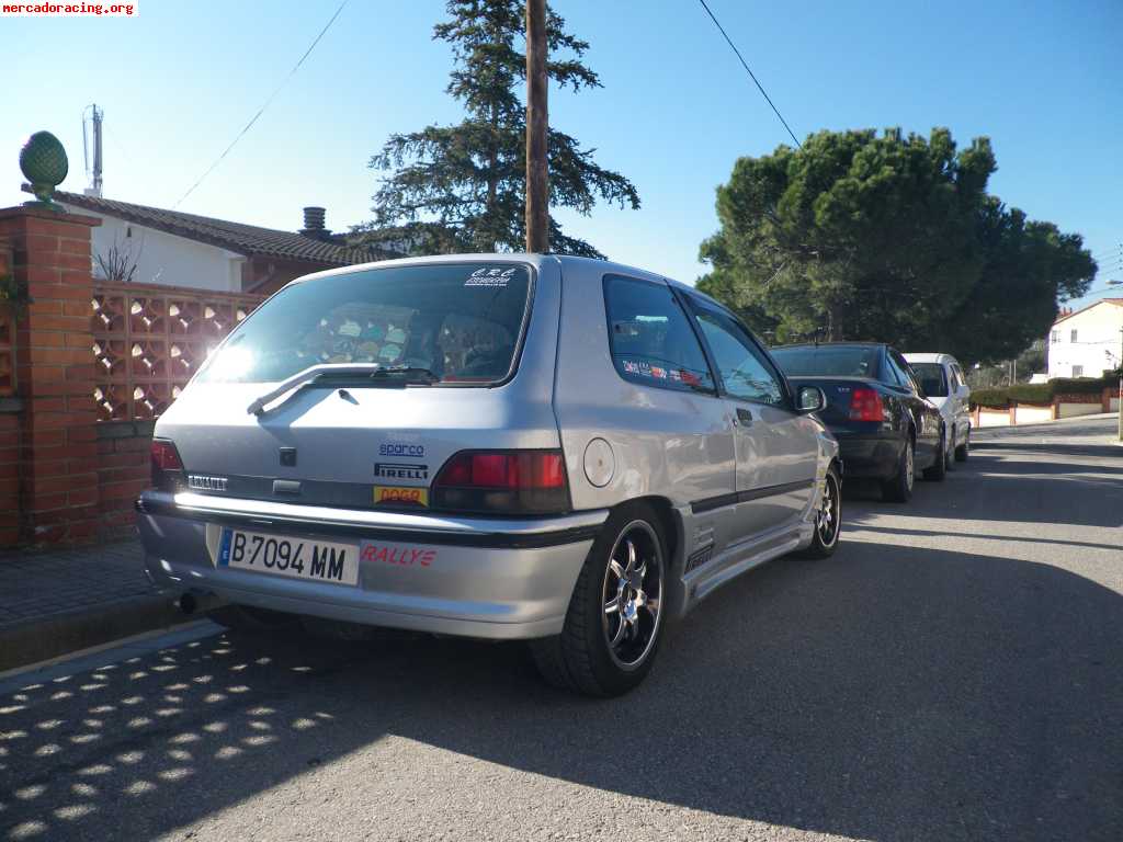 Renault clio 1.8 16v cambio o vendo