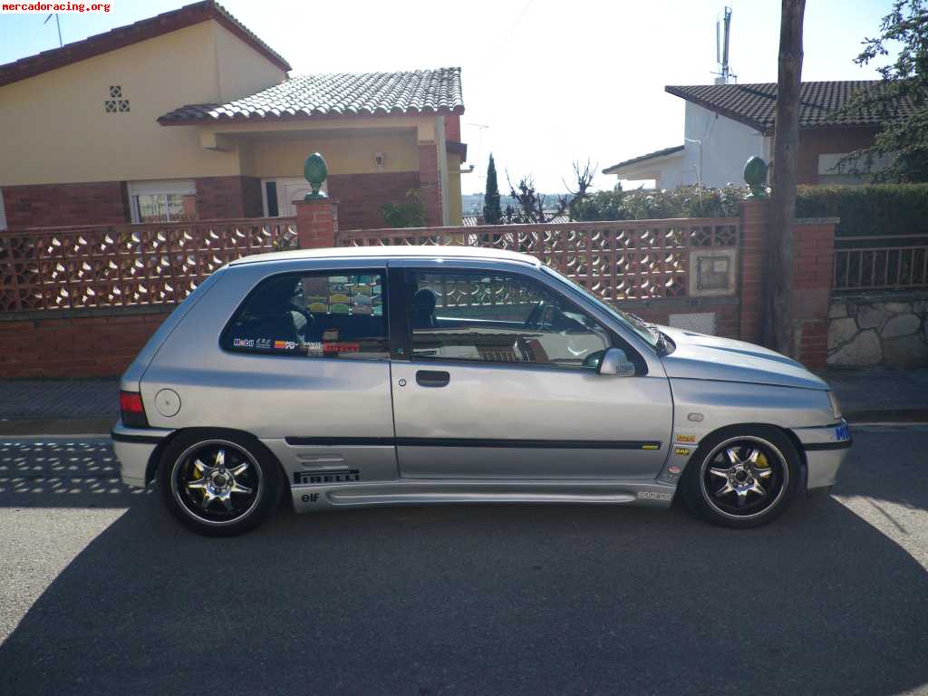 Renault clio 1.8 16v cambio o vendo