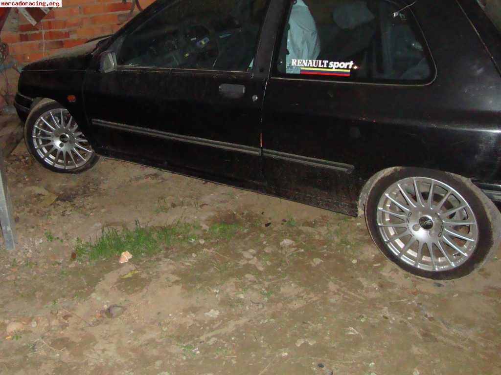 Se vende clio 16v 16s válvulas