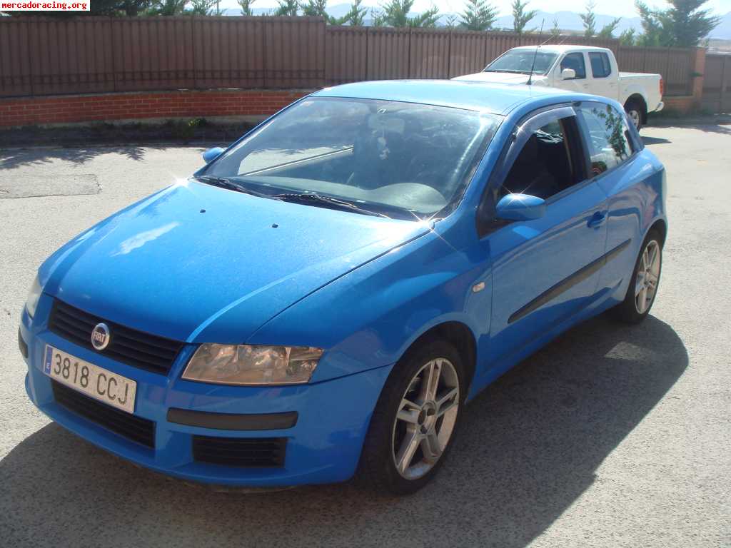 Se vende fiat stilo jtd muy buen estado