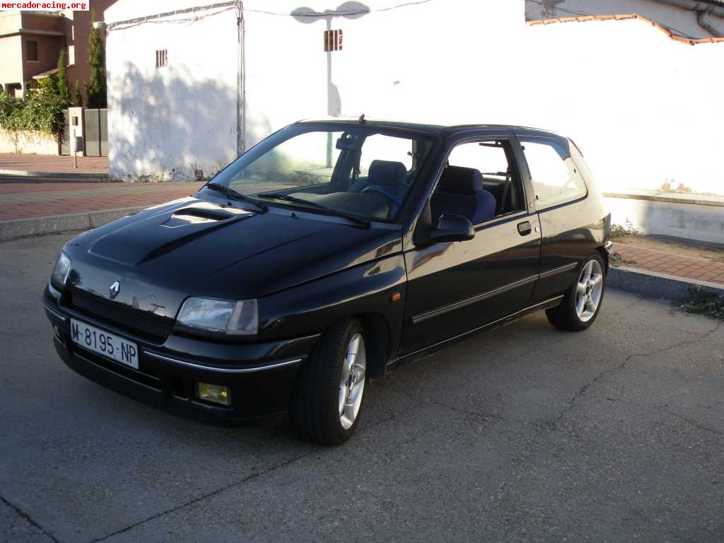 Se vende clio 16v