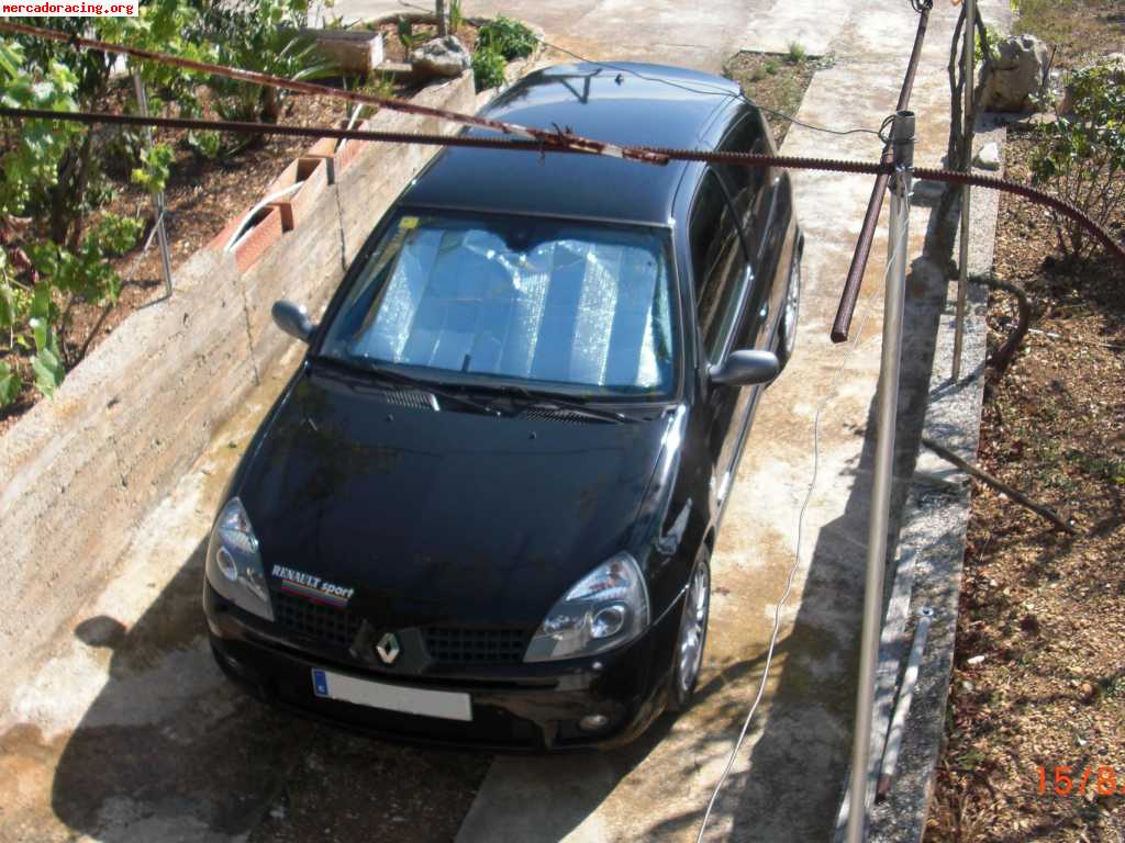 Se vende o se cambia clio sport 182