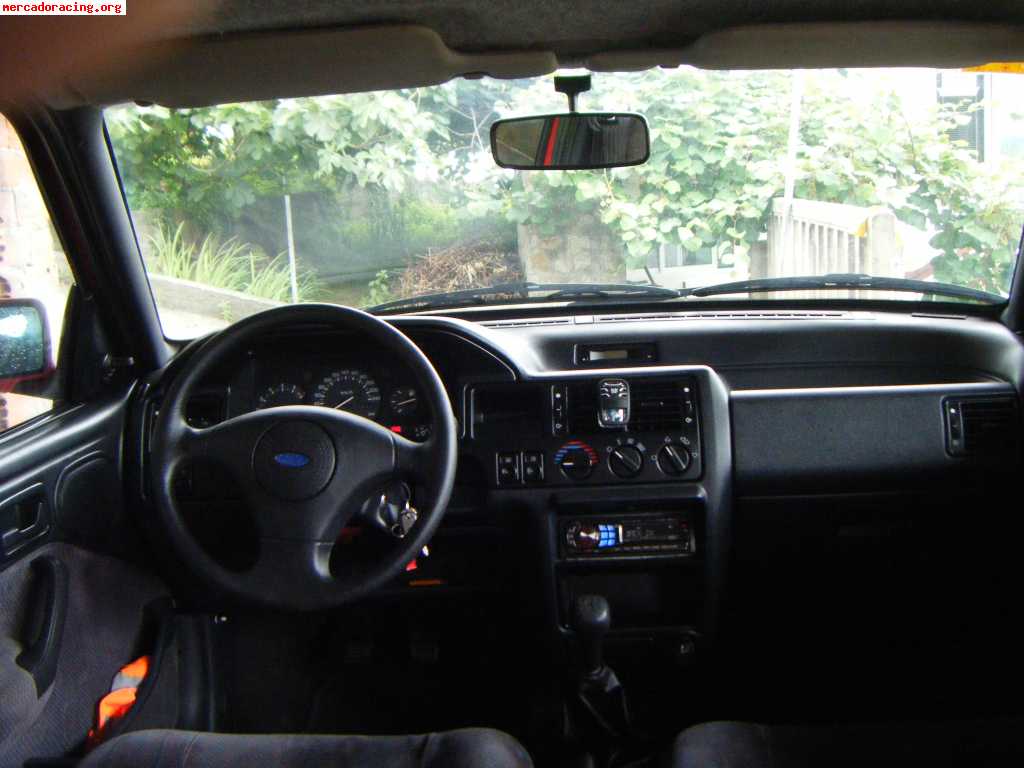 Se vende ford orion 1.6 16v ghia. en la coruña 