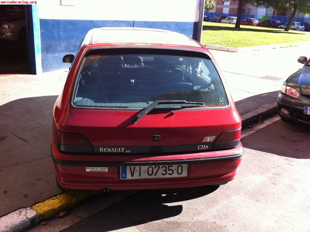 Se vende renault clio 16v