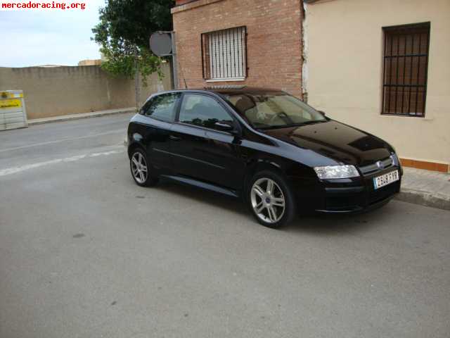 Se vende stilo