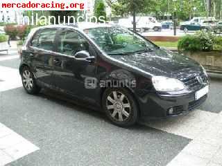 Se vende volkswagen golf v