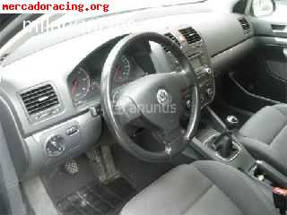 Se vende volkswagen golf v