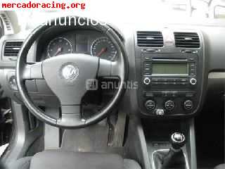 Se vende volkswagen golf v