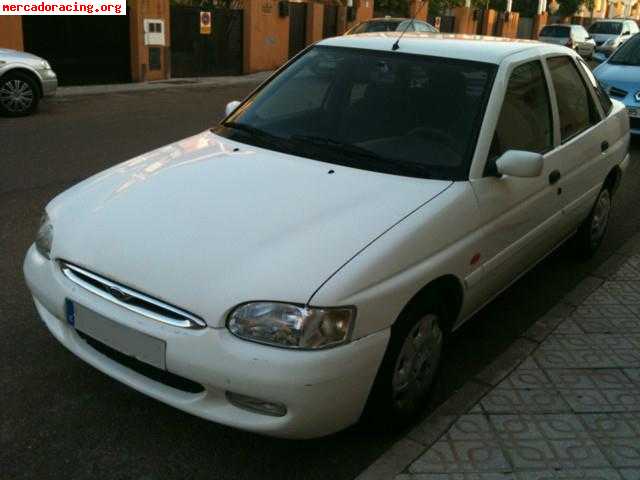 Vendo ford escort 1.6z 16v ghia 900€