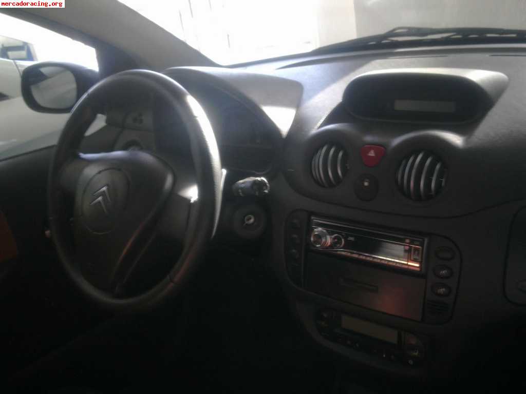 Citroen c2 16. 16v con levas en el volante