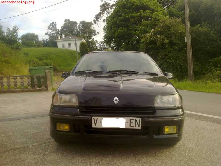 Clio 16v del 93 galicia