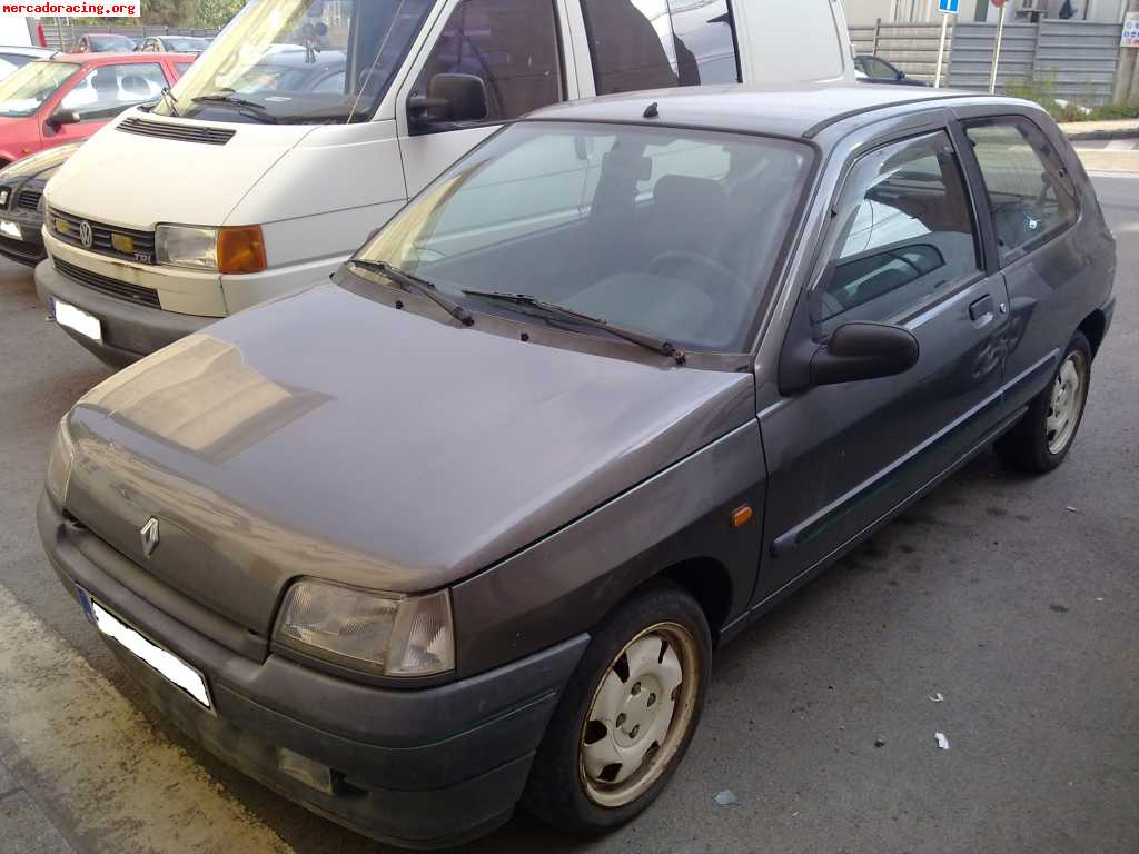 Clio 1.8s  ¡¡¡¡¡ 150€ !!!!!!!