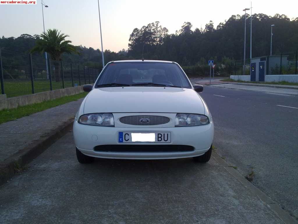 Vendo ford fiesta 1.8d año 97