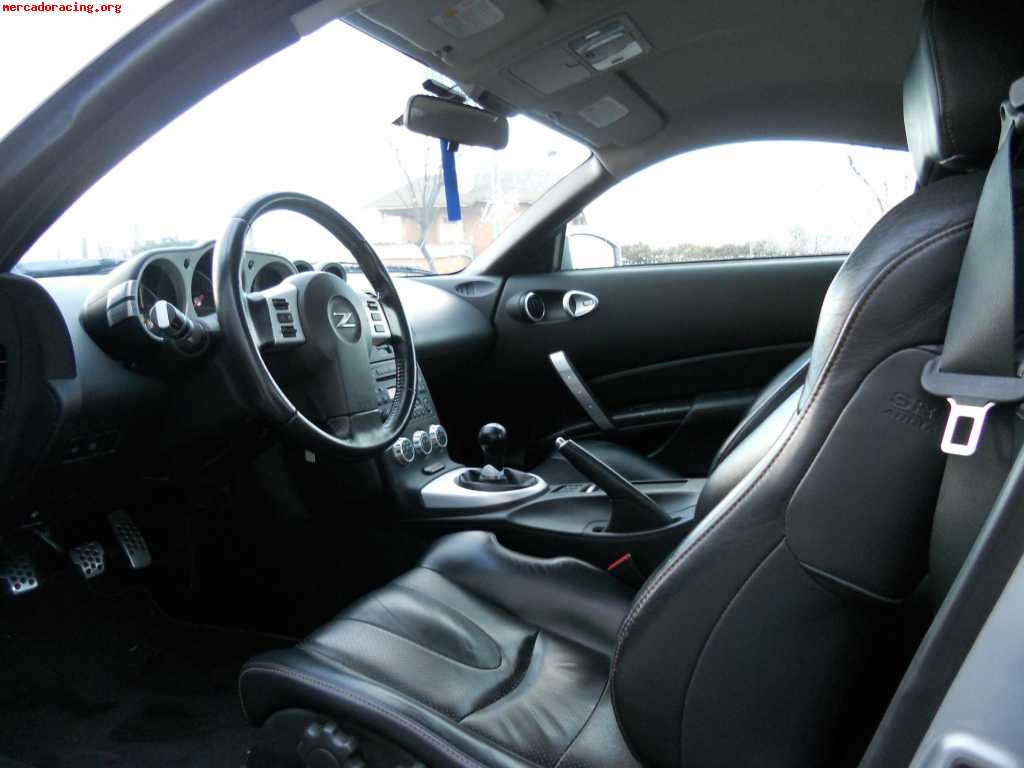 Vendo nissan 350z 301cvs 2006 plateado--- 15.300 euros