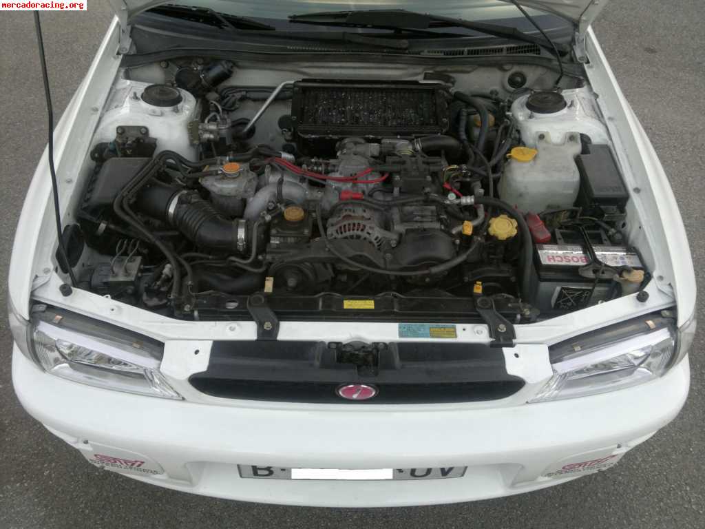 Subaru gt turbo 4wd  211 cv