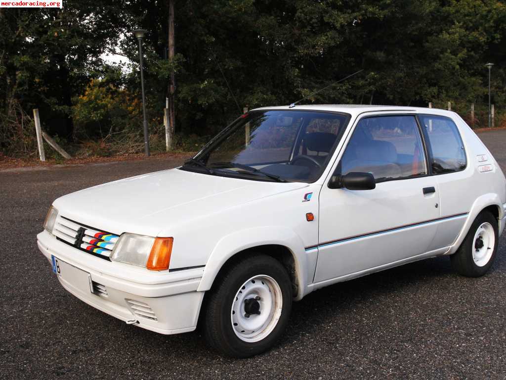 Se vende 205 rallye del 89 de serie total