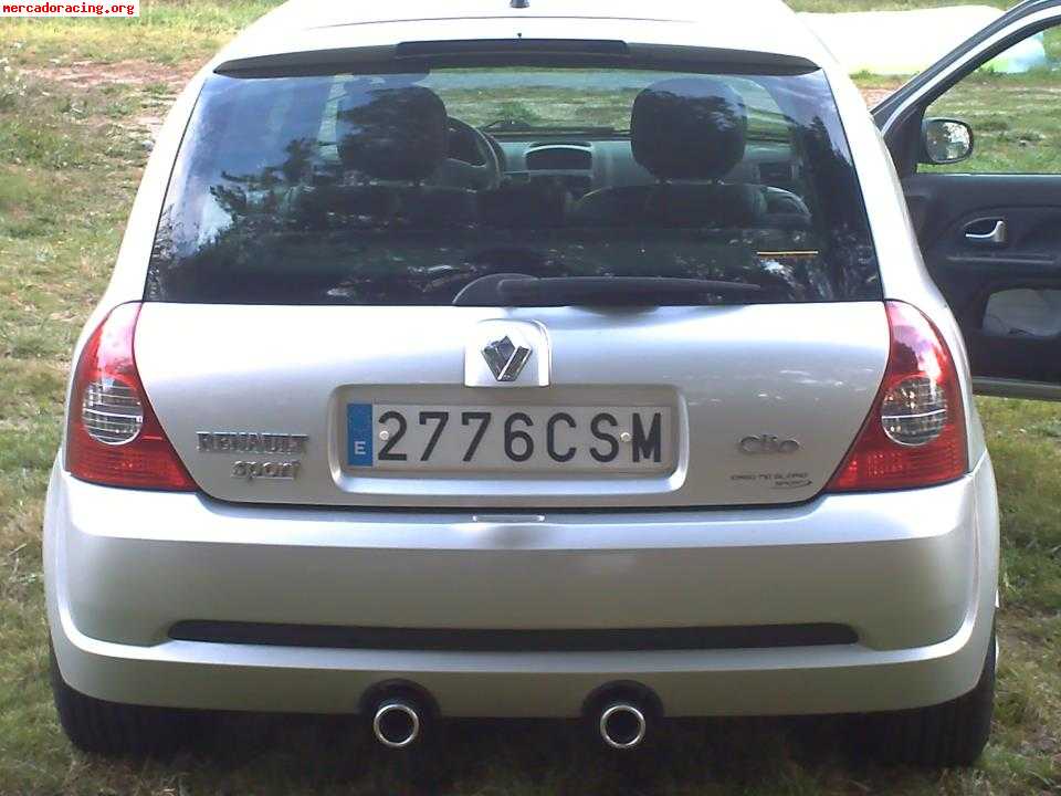 Renault clio sport 182 c.v. año 2004