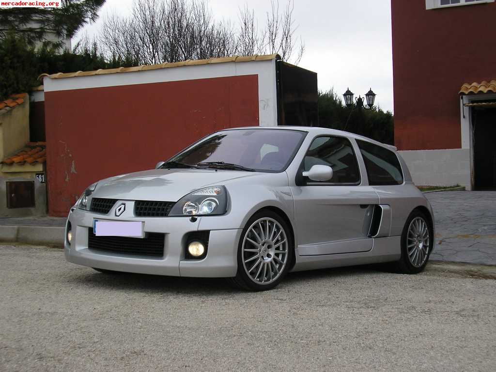 Renault clio sport v6 255cv