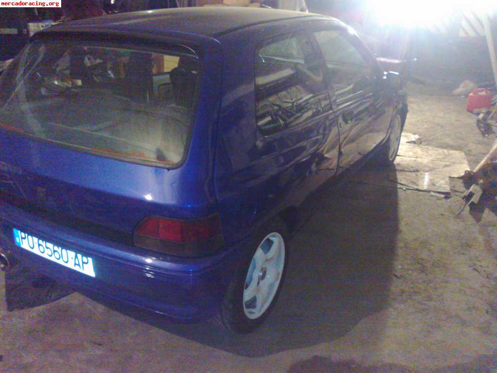 Se vende clio 1.8 16v del 92